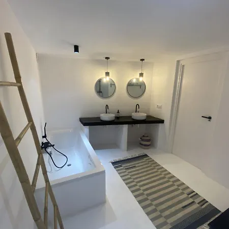 Villa Joyjoyjoy Casa Joy A Design-Ecolicious Boutique Beach House *